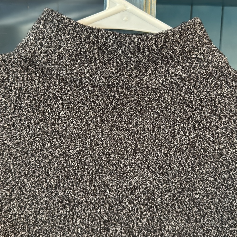 Urban outfitters sweater xs - Picture 3 of 4